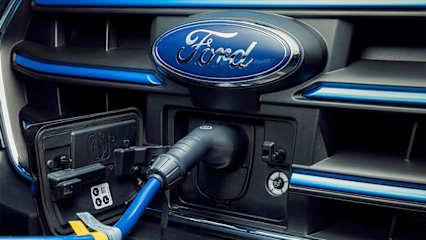 Next-gen electric Ford F-150 pick-up and Transit delivery